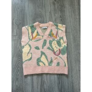 Girl’s Embroidered Knit Vest Size 4-5 Years